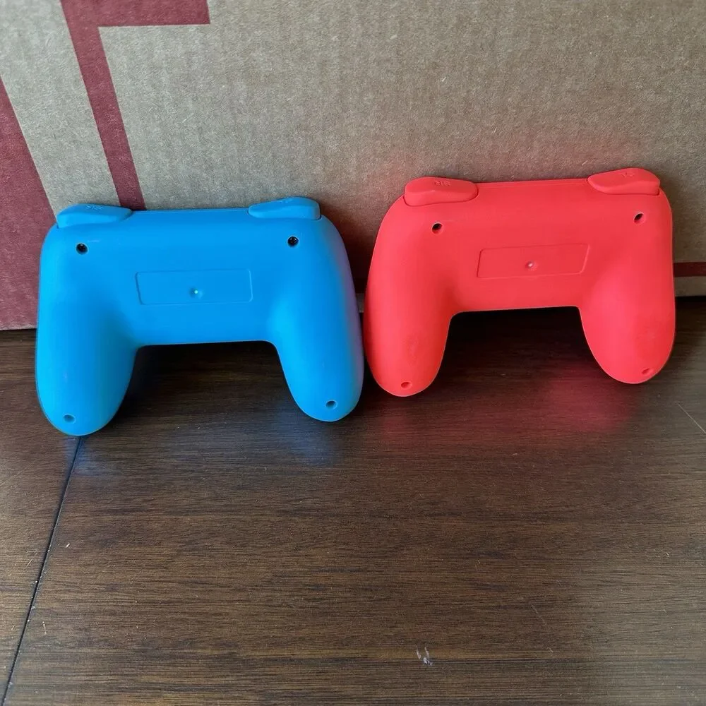2 Nintendo Switch Joy-Con Comfort Controller Grip Blue Red Plastic